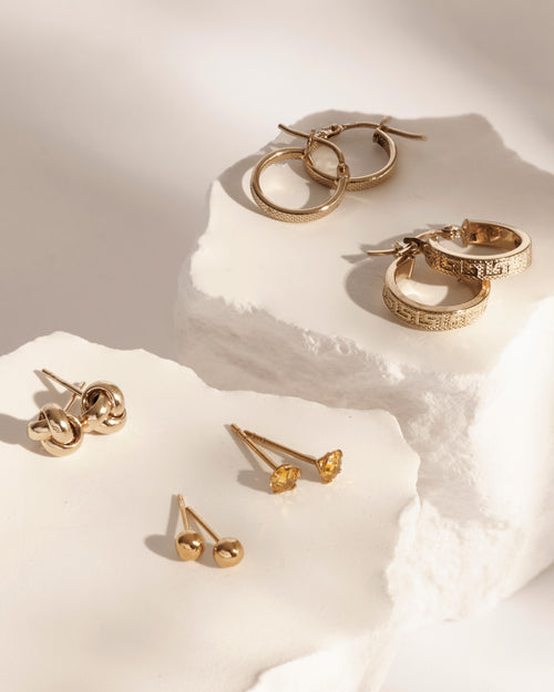 Solirah Classic Sphere Studs – 18K Gold